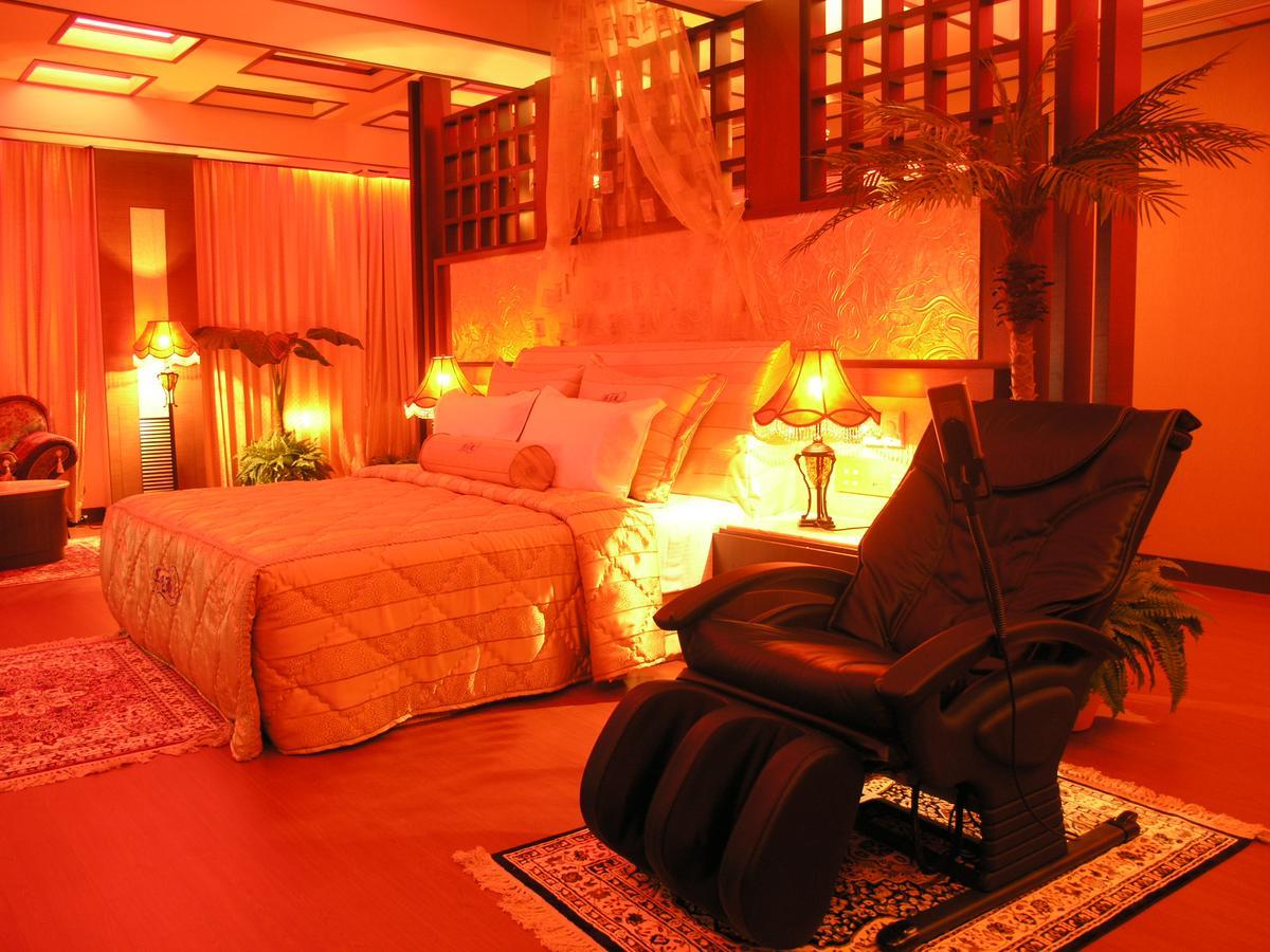 Daniel Spa Motel Pingzhen Exteriér fotografie